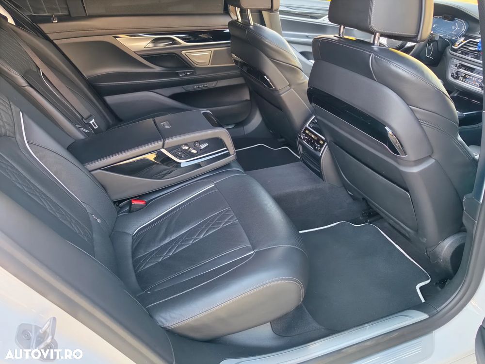 BMW Seria 7 745Le xDrive AT PHEV - 21