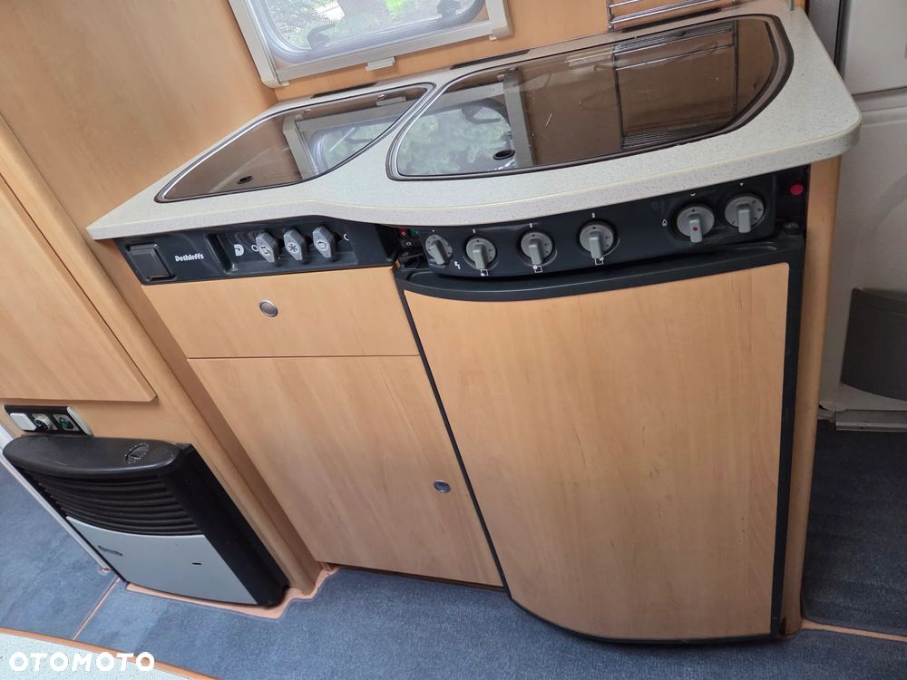 Dethleffs Camper - 11