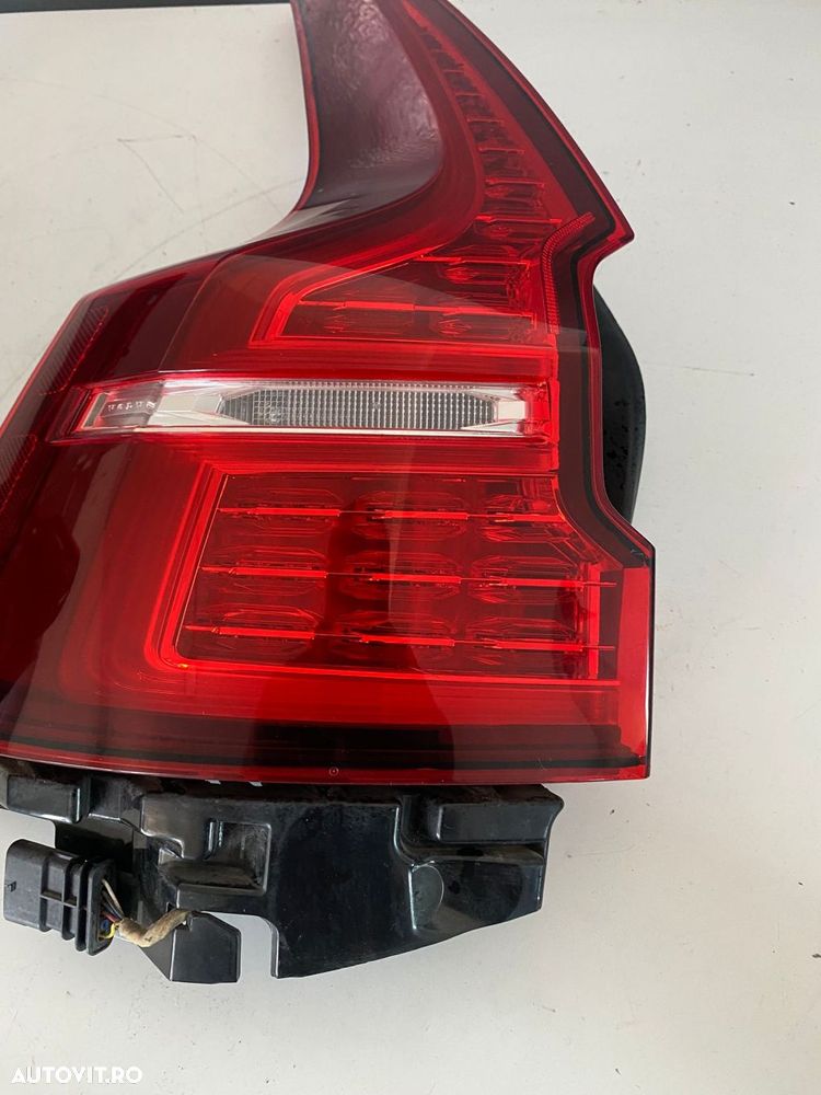 Stop stanga Volvo V60 V60CC MILD HYBRID 2021+ 32291358 - 5