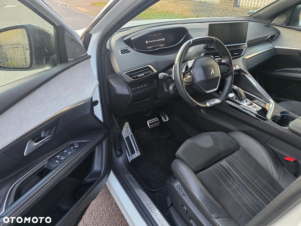 Peugeot 5008 BlueHDi 130 EAT8 GT - 12