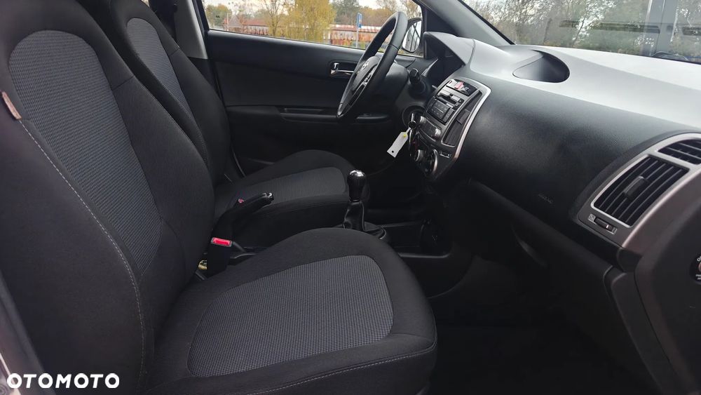 Hyundai i20 1.25 Style - 27