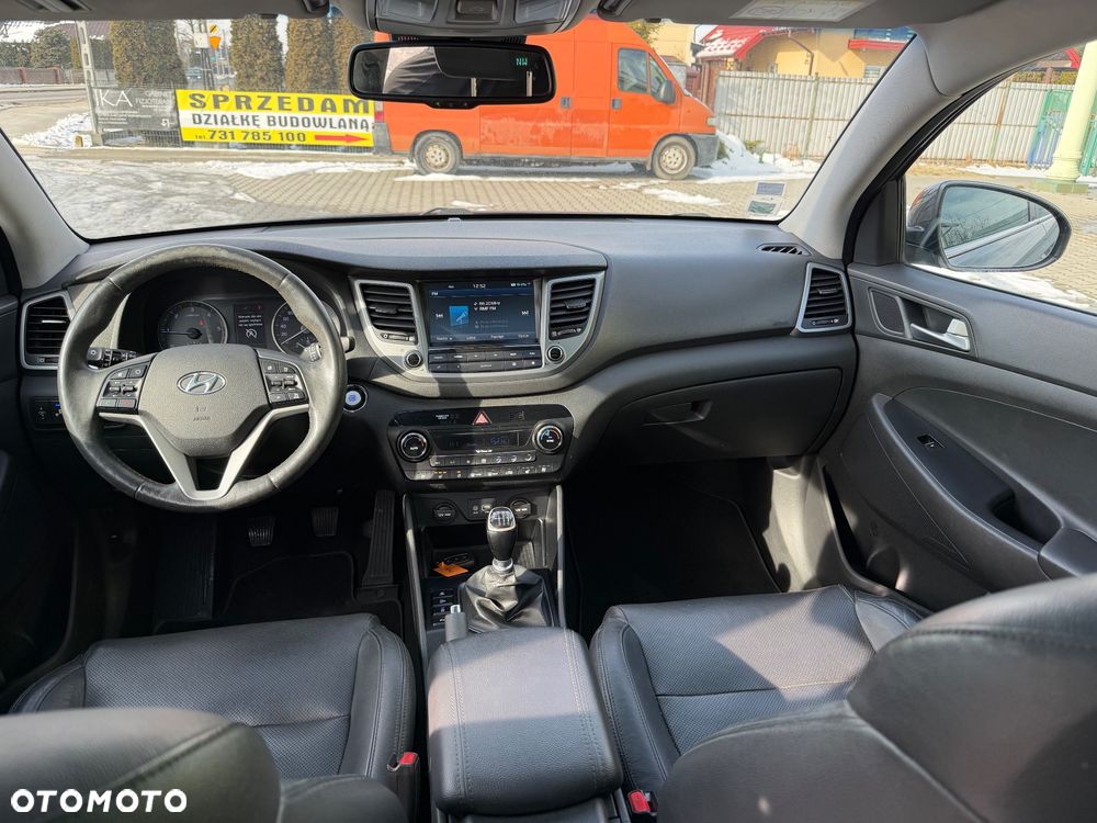 Hyundai Tucson - 16
