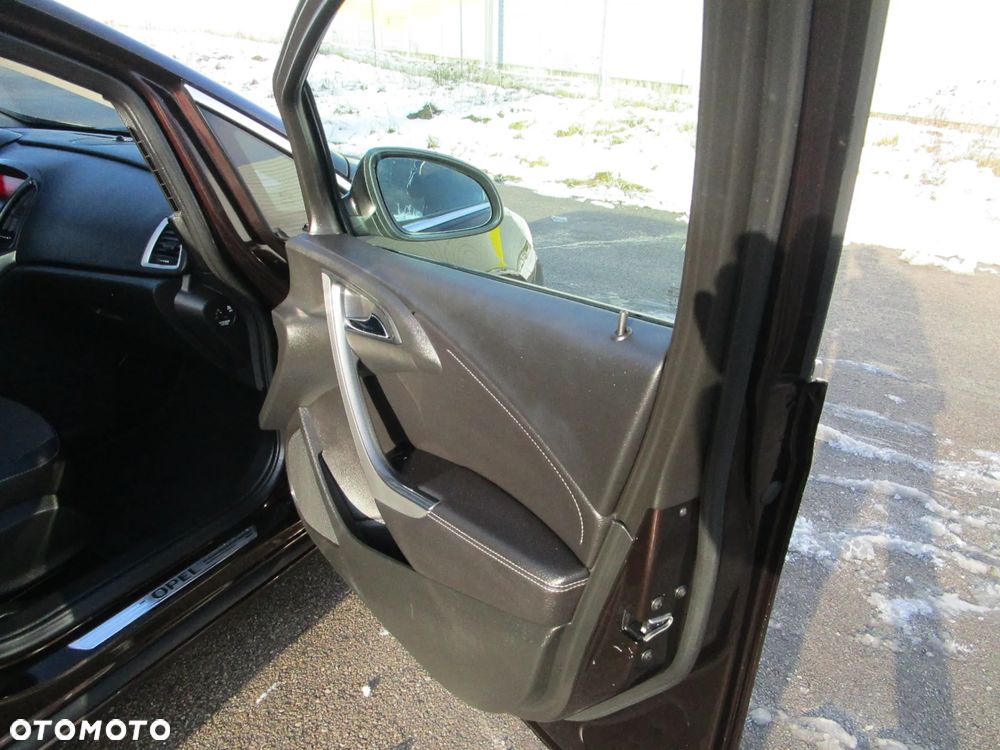 Opel Astra 1.4 T Cosmo - 30