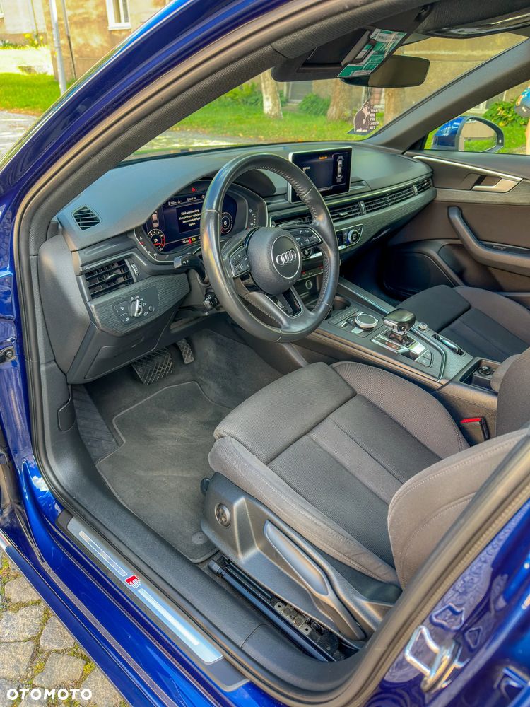 Audi A4 Limousine 1.4 TFSI S tronic - 12