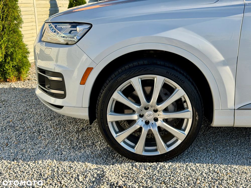 Audi Q7 55 TFSI quattro tiptronic - 25