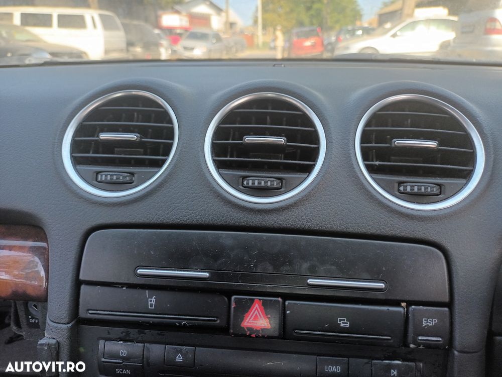 Dezmembrari  Audi A4 Cabriolet (8H, B6, B7)  2002  > 2009 3.0 Benzina - 17