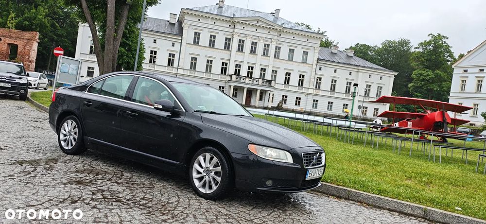 Volvo S80