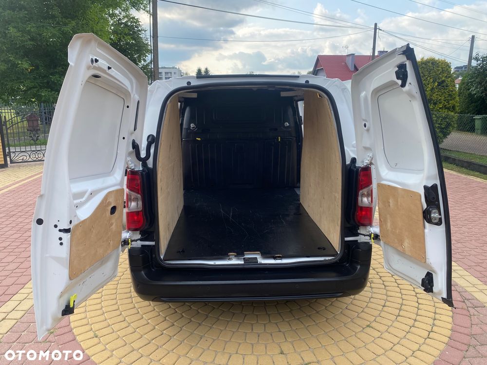 Citroën BERLINGO 1.6 HDI, MAX długi, 3-osobowy, klimatyzacja, zakupiony w salonie w Rzeszowie, bezwypadkowy - 10