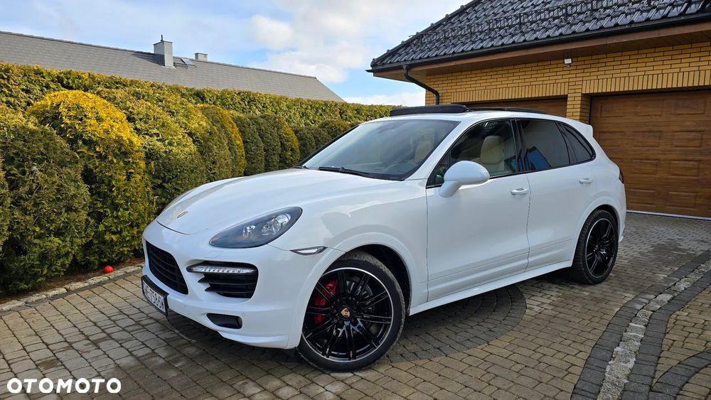 Porsche Cayenne - 11