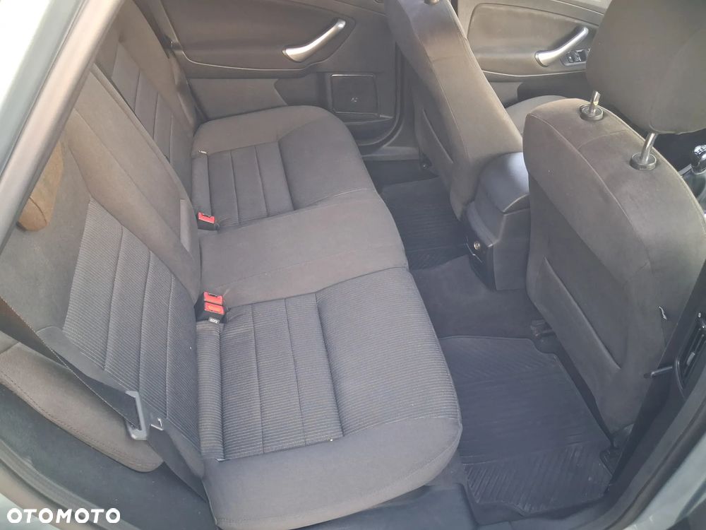 Ford Mondeo 2.0 Titanium - 14