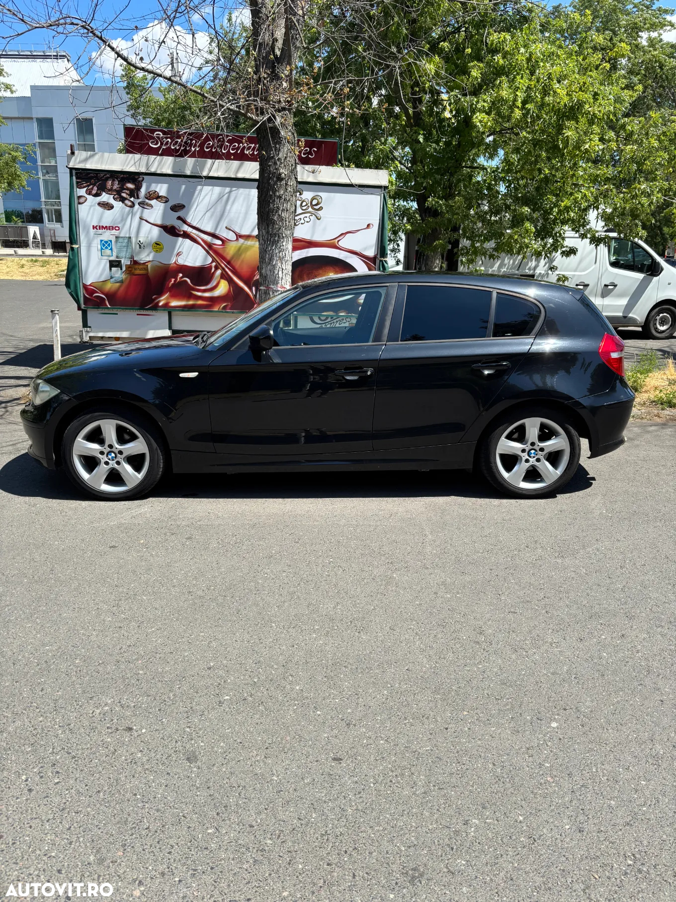 BMW Seria 1 116d Sport Line - 4
