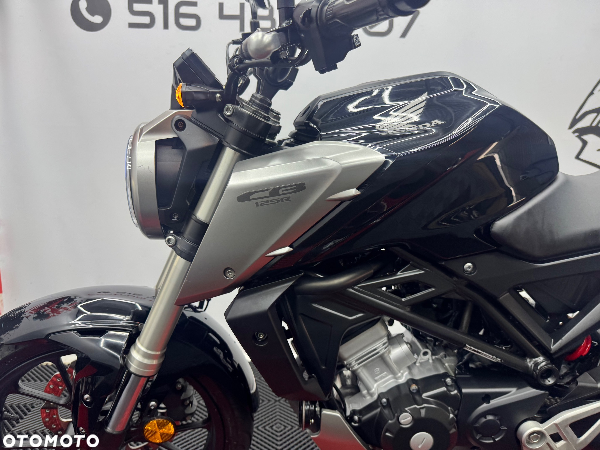 Honda CB - 11