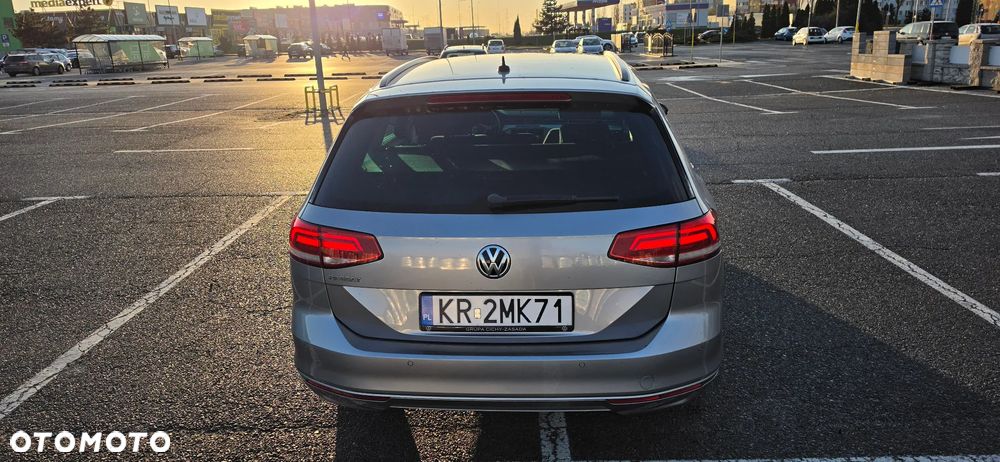 Volkswagen Passat - 7