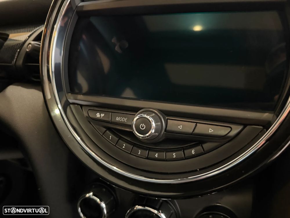 MINI 3 Portas Cooper SE XL - 19