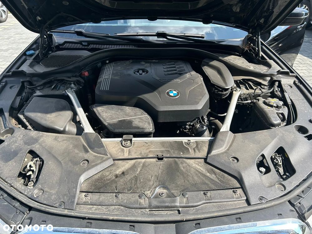 BMW Seria 5 520i - 7