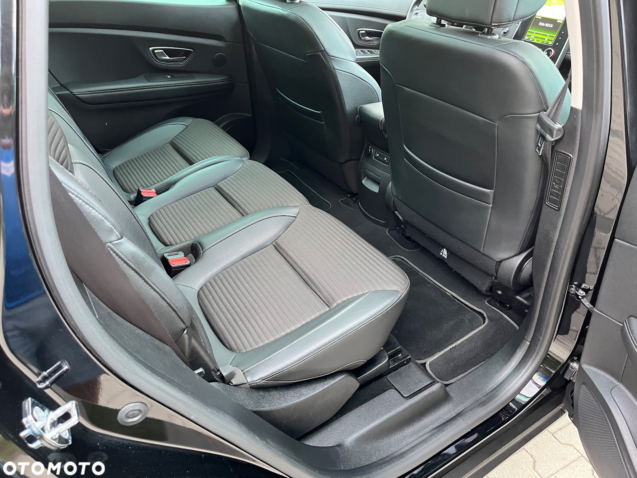 Renault Grand Scenic - 20