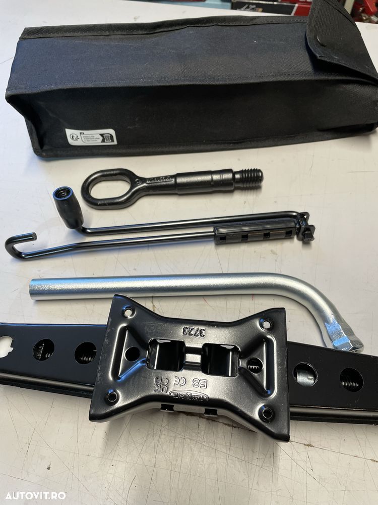 Cric original vw id3, id4 - 8