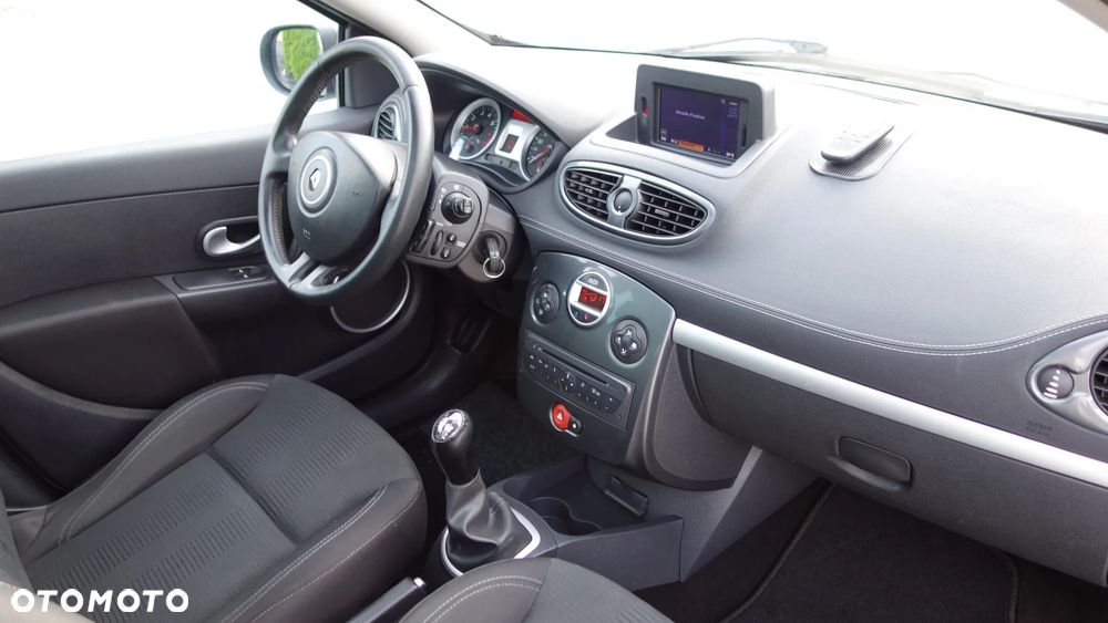 Renault Clio 1.2 TCE Dynamique - 32
