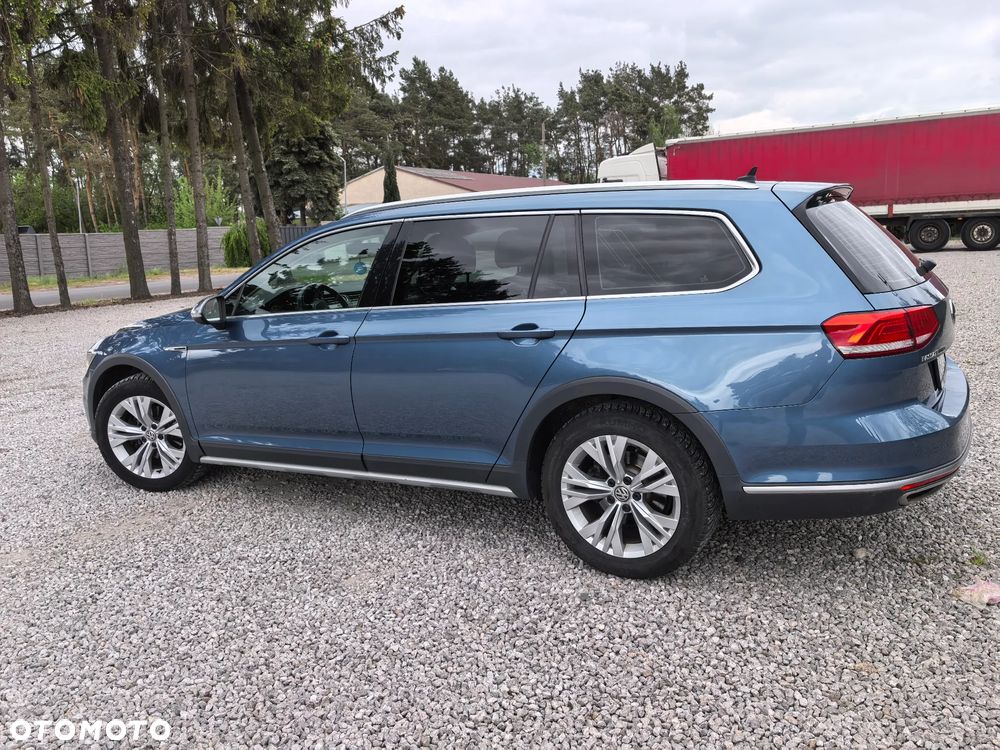 Volkswagen Passat Alltrack 2.0 TDI SCR 4Mot DSG - 6