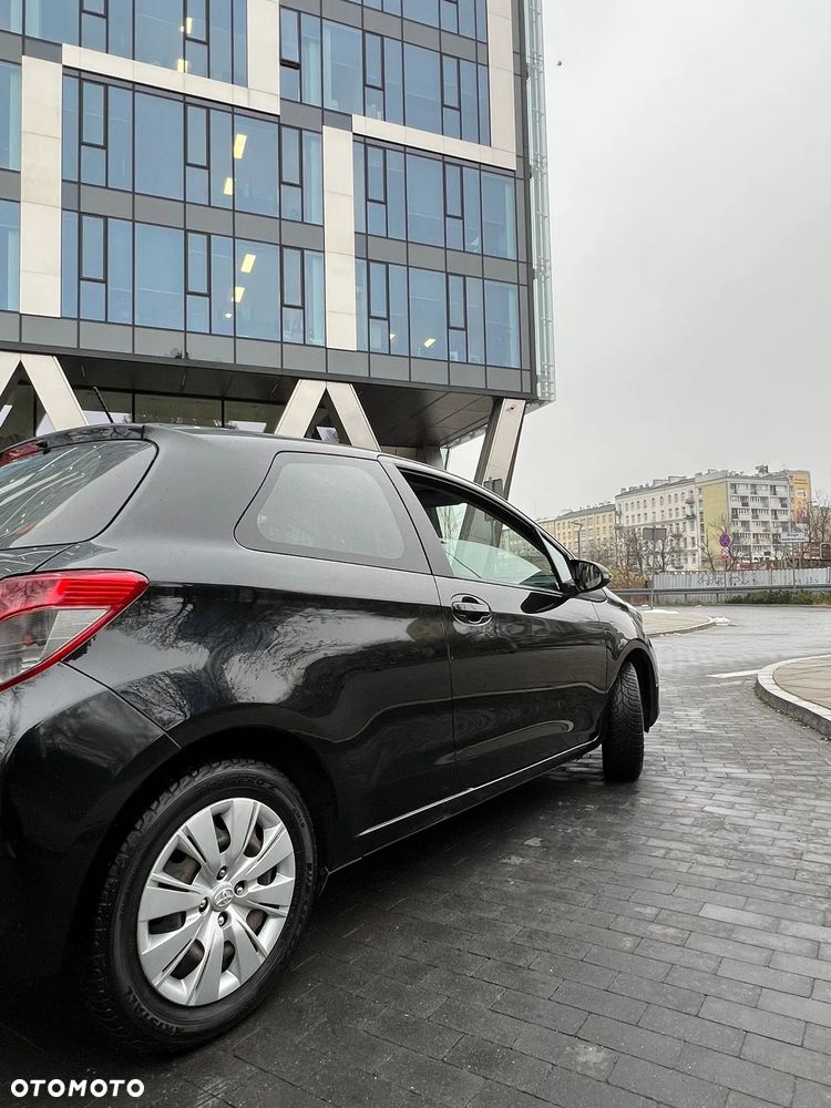 Toyota Yaris 1.0 Active - 12