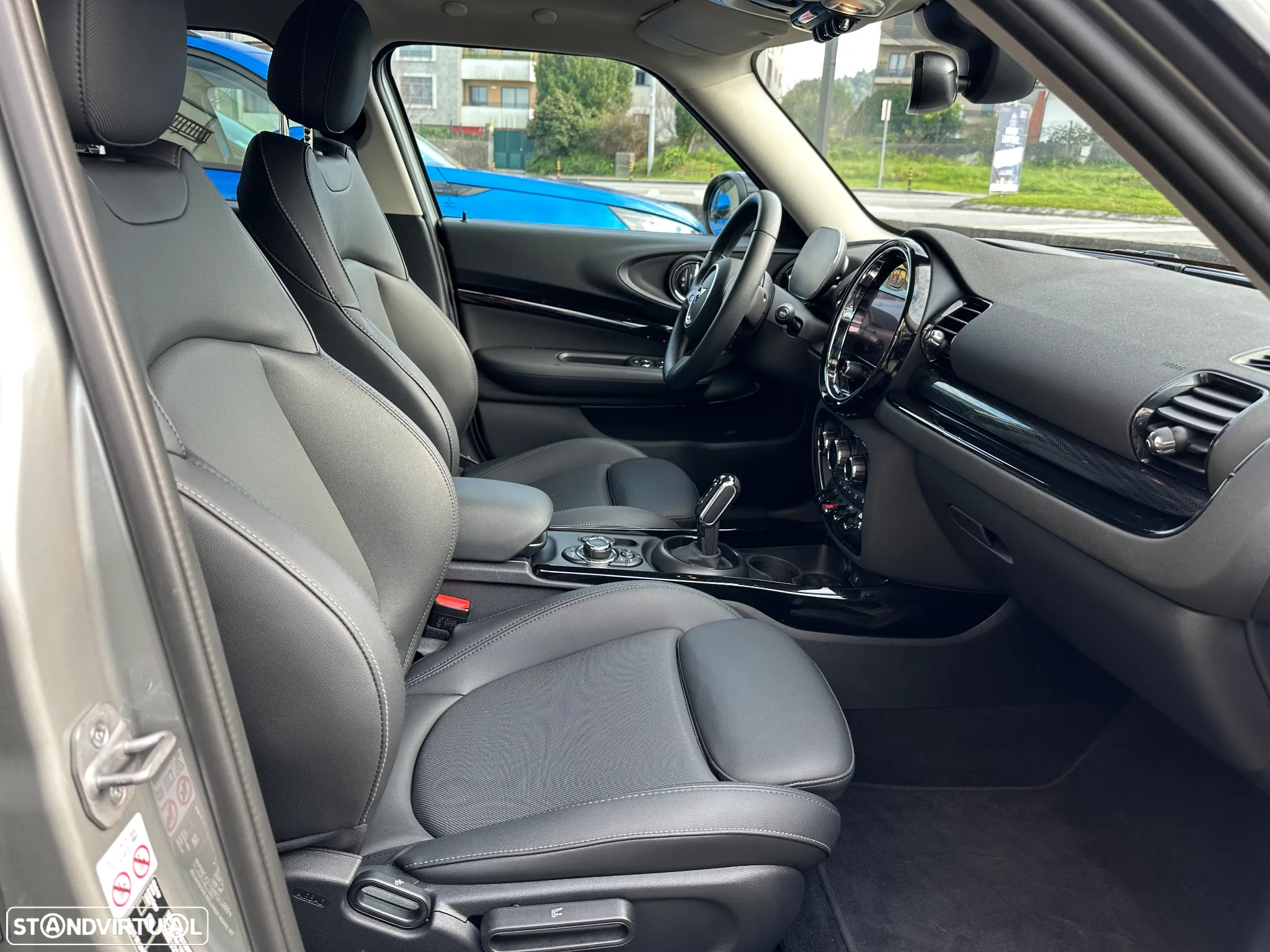 MINI Clubman Cooper Premium Plus Classic Auto - 10