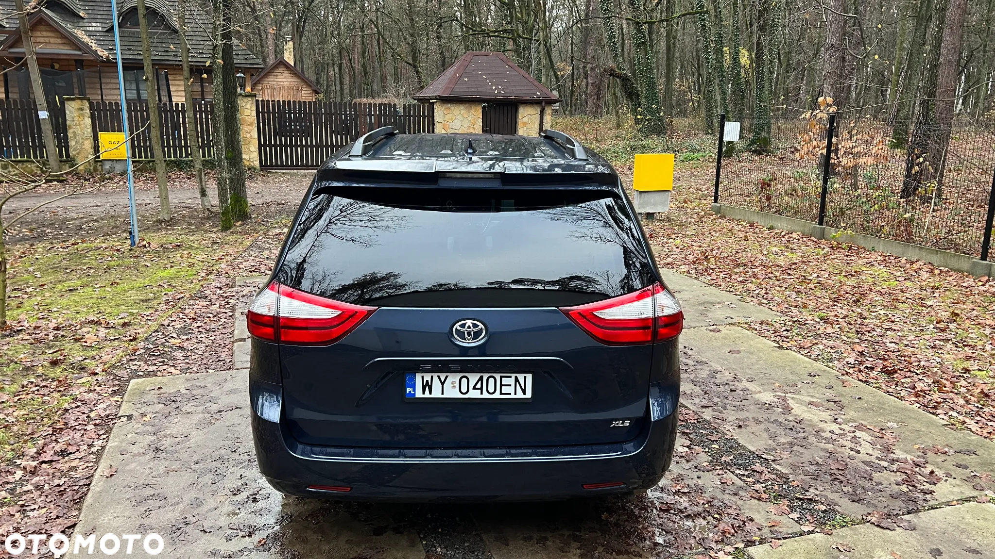Toyota Sienna 3.5 V6 - 3