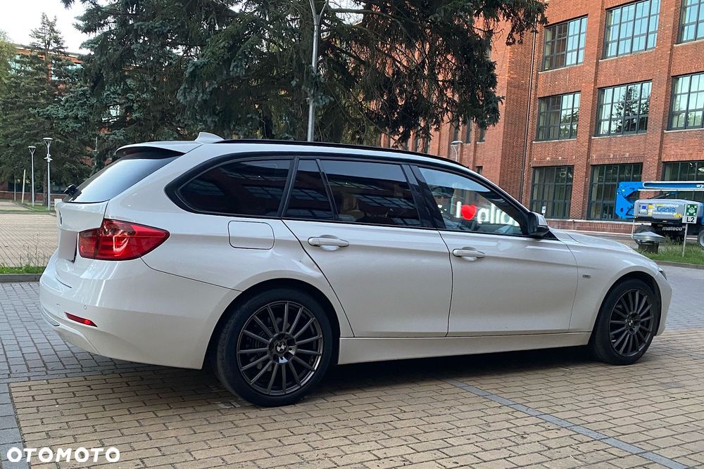 BMW Seria 3 - 18
