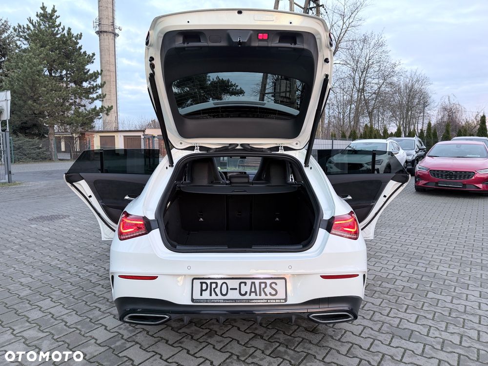 Mercedes-Benz CLA 200 7G-DCT AMG Line - 12