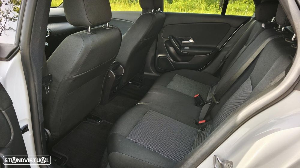 Mercedes-Benz CLA 180 d Shooting Brake Business Solutions Aut. - 50