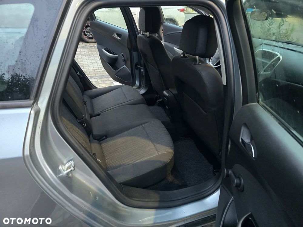 Opel Astra 1.4 Turbo Edition - 11