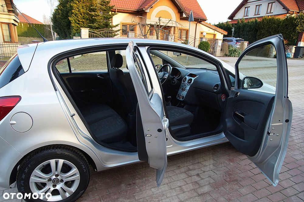 Opel Corsa 1.2 16V Enjoy - 17