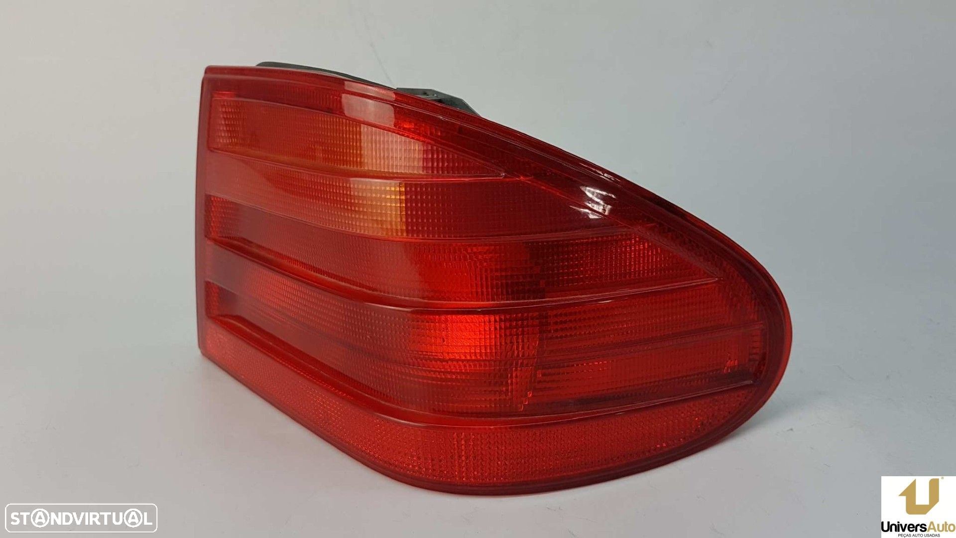 FAROLIM TRASEIRO DIREITO MERCEDES CLASE E (W210) BERLINA 420 (210.072) - 6