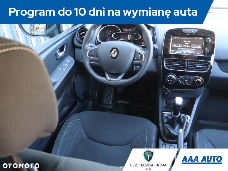 Renault Clio - 9