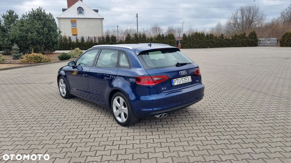 Audi A3 Sportback - 8