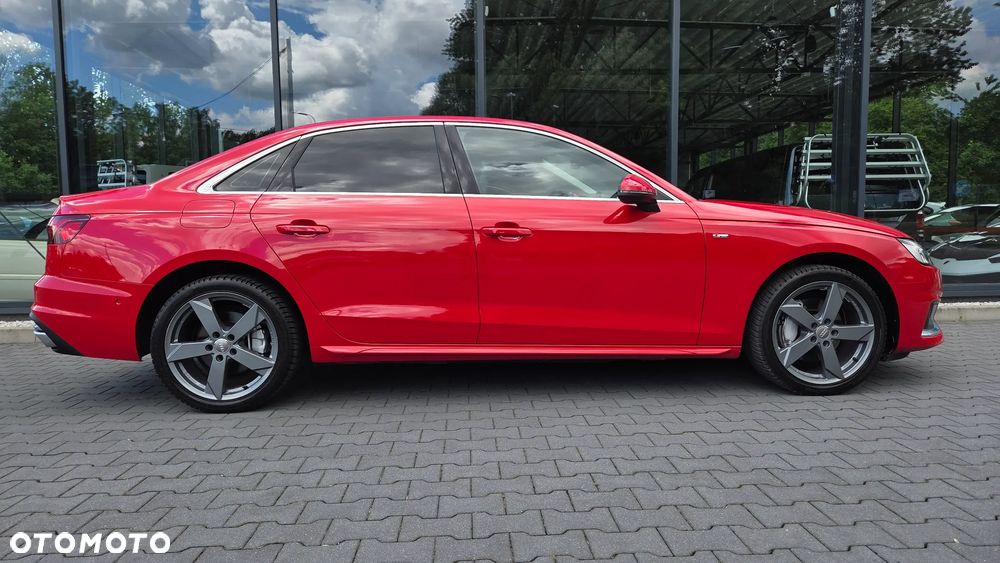 Audi A4 Limousine - 34