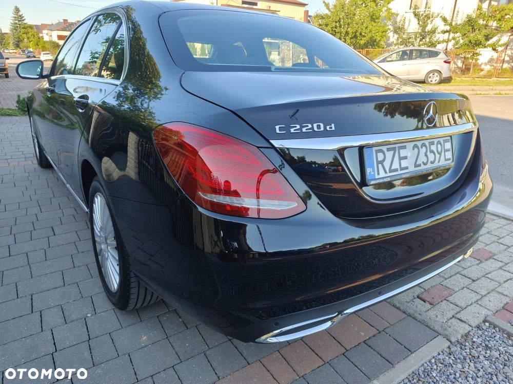 Mercedes-Benz Klasa C 220 d 9G-TRONIC - 13