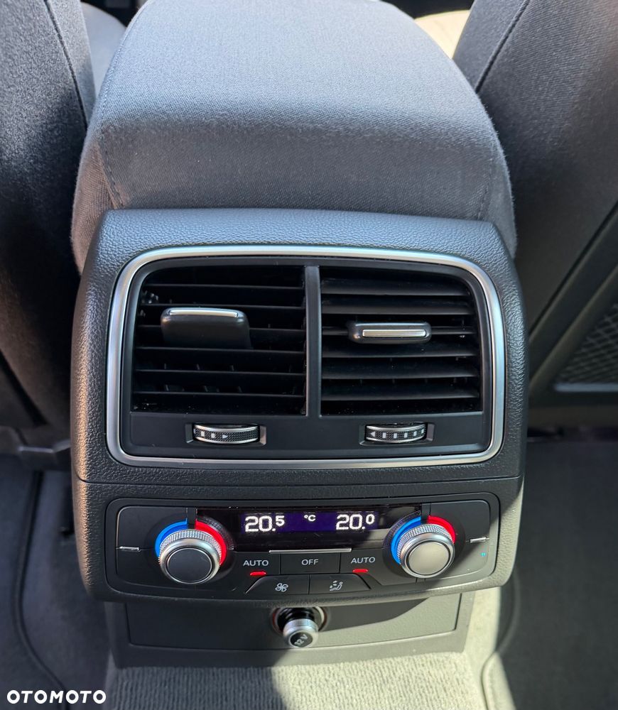 Audi A6 Avant 2.0 TDI Ultra DPF S tronic - 13