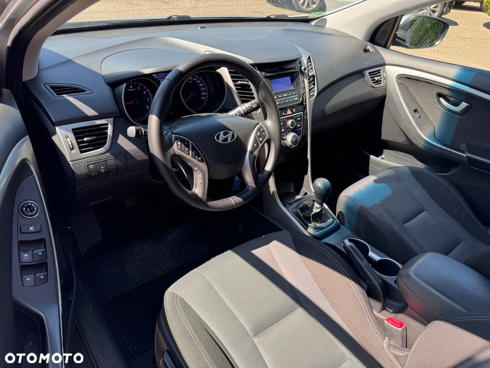 Hyundai i30 blue 1.4 YES Gold - 18