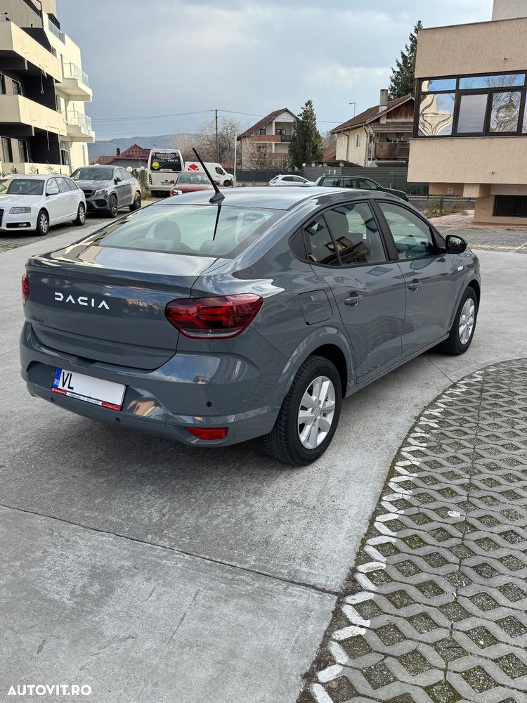 Dacia Logan TCe 90 MT6 Expression - 9