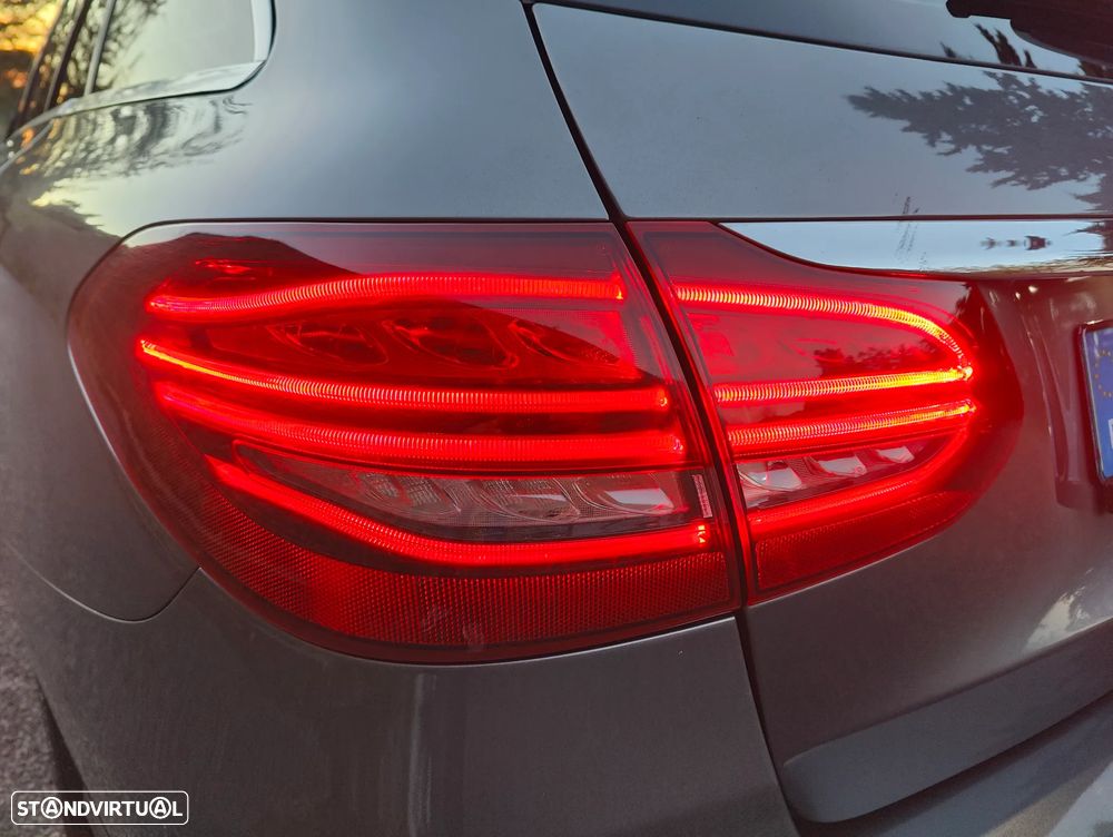 Mercedes-Benz C 200 - 20