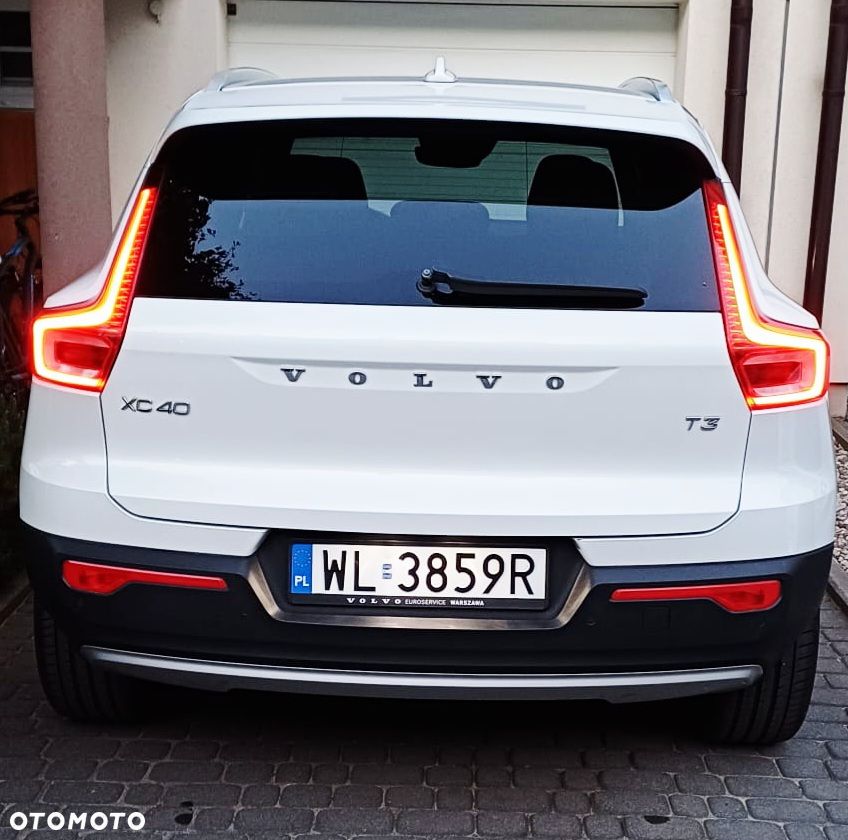Volvo XC 40 T3 Momentum - 19