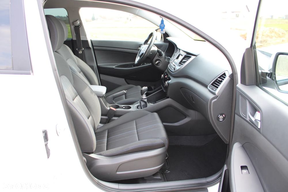 Hyundai Tucson 2.0 CRDi 2WD Trend - 22