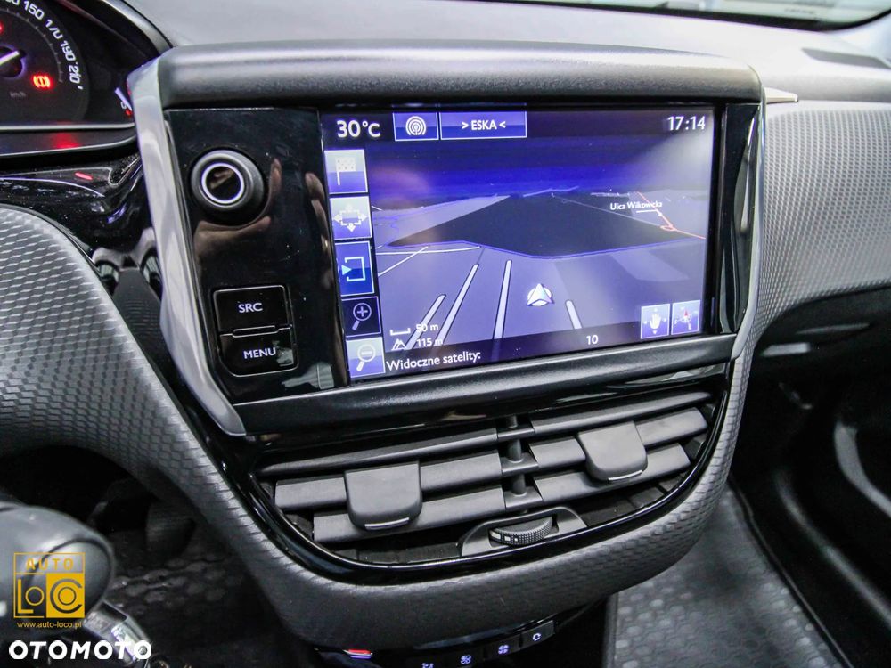 Peugeot 2008 1.2 Pure Tech Allure S&S - 18