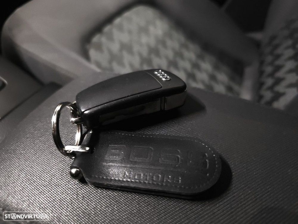 Audi A3 Sportback 1.6 TDI Attraction S tronic - 39