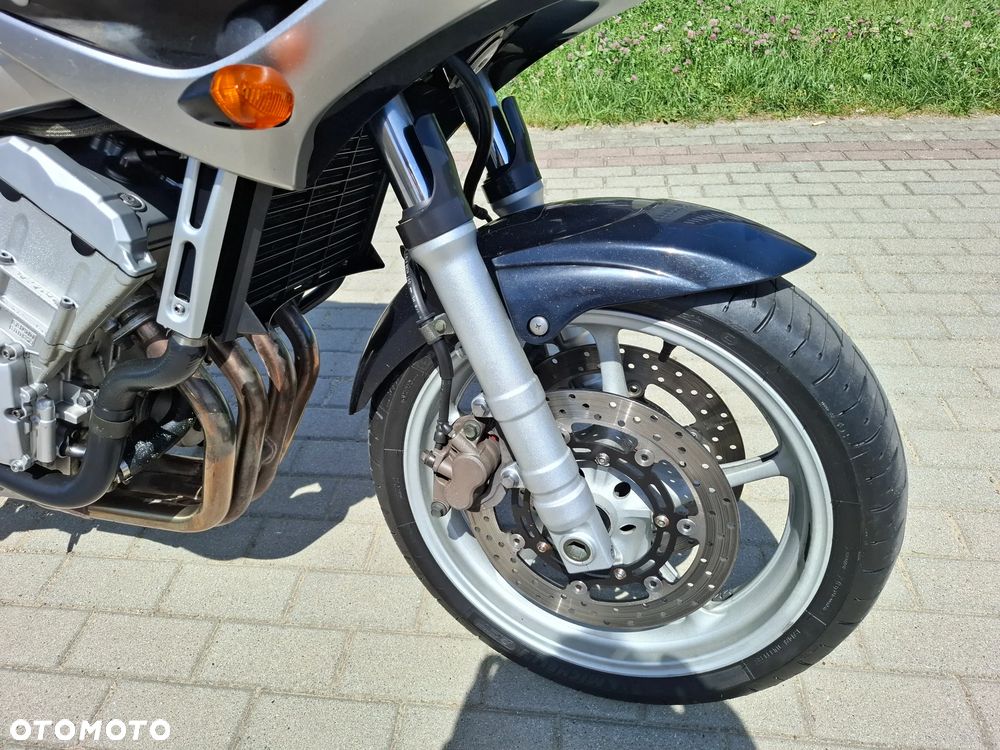 Yamaha FZ6 - 6