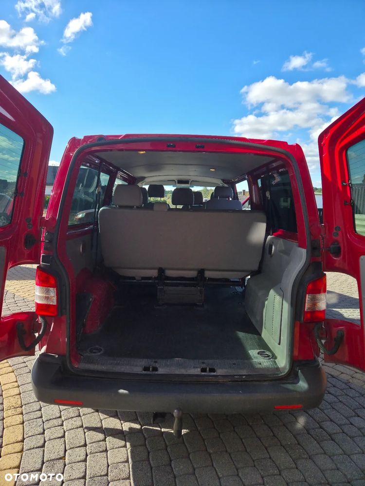 Volkswagen Transporter - 11