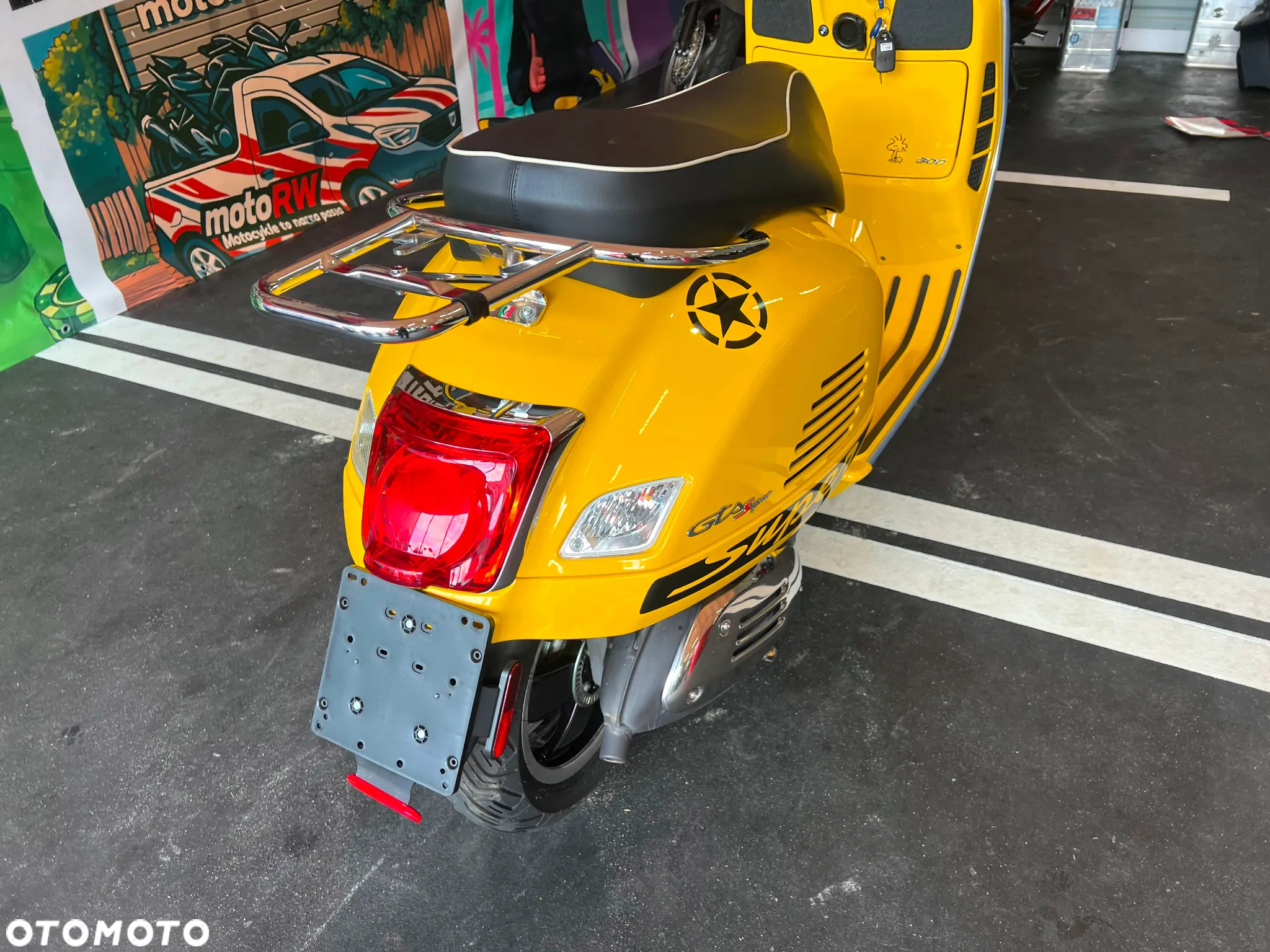 Piaggio Vespa - 13
