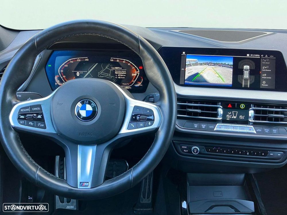 BMW 118 i Pack Desportivo M Auto - 10