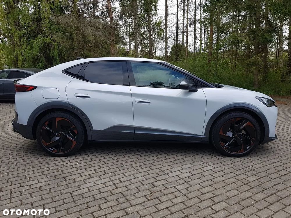 Cupra Tavascan - 32