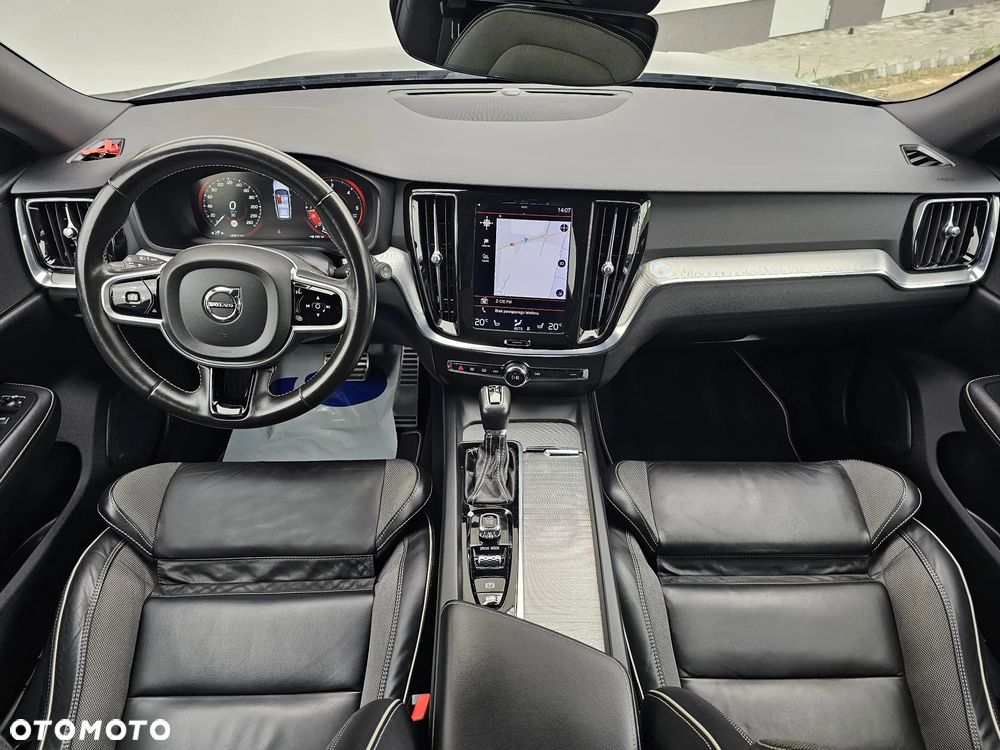 Volvo V60 D3 Geartronic R-Design - 8